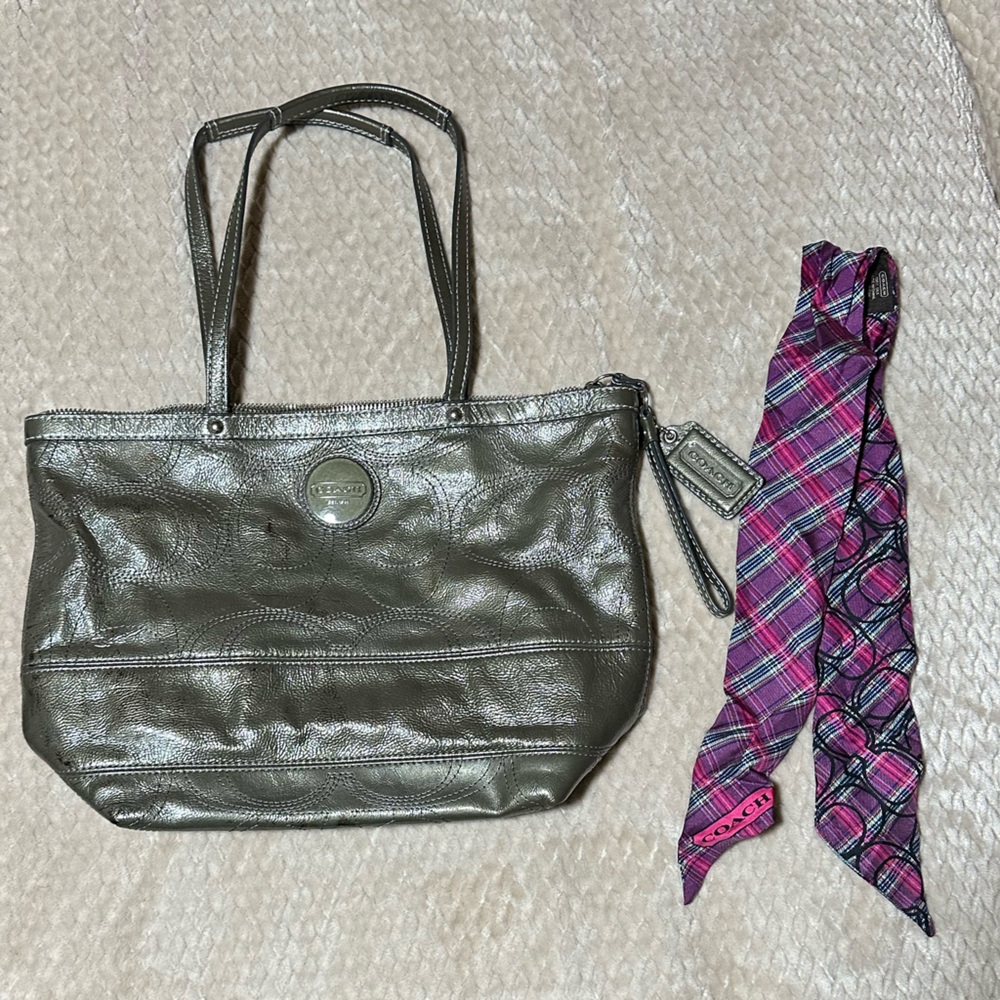 COACH Tote Hand Bag